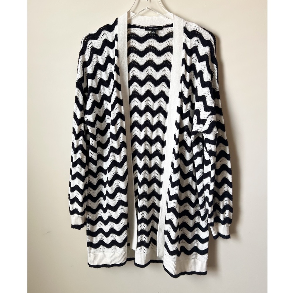 Ann Taylor Open Front Cardigan Sweater Size Medium✨